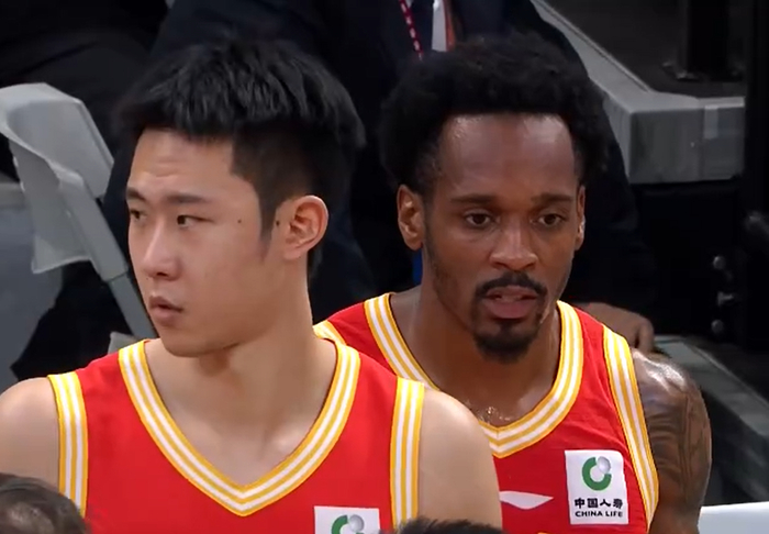 布朗21次出手仅命中7球 广厦主场不敌广东