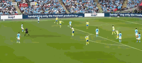 曼城足总杯半决赛30.1码世界波助晋级决赛